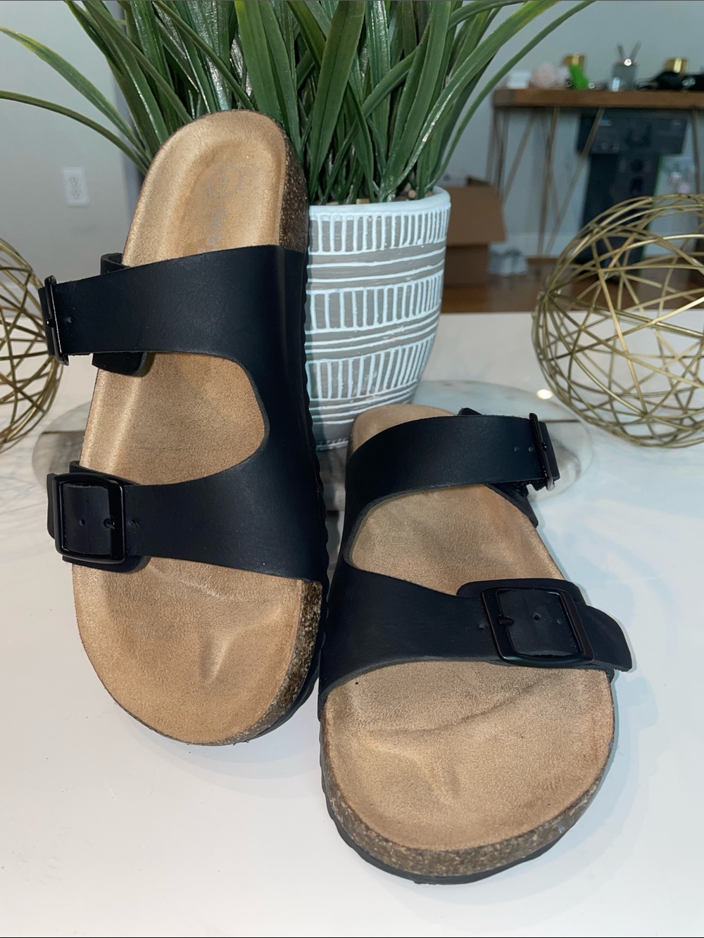 Cat & Jack Black Two-Strap Buckle Kids Sandals